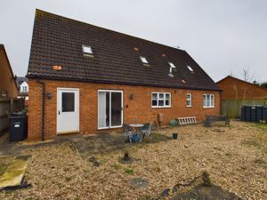 Rear elevation- click for photo gallery